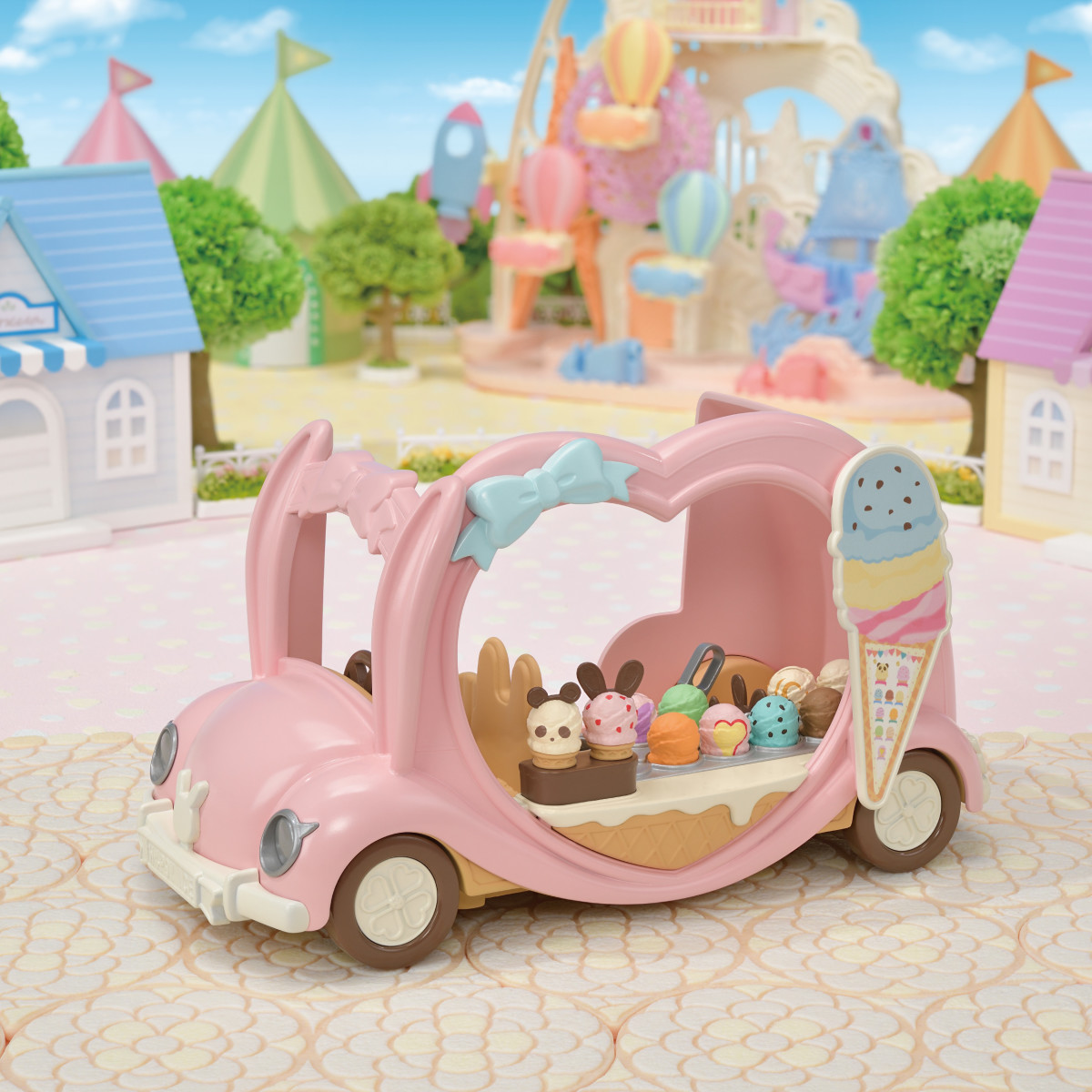 Alternative view of Van Cream from Ice Collection