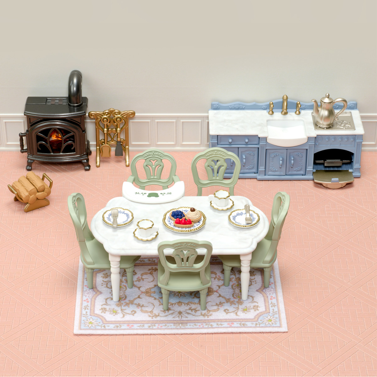 Alternative view of Riverside Roof Dining Collection - Manor Room Elegant Red