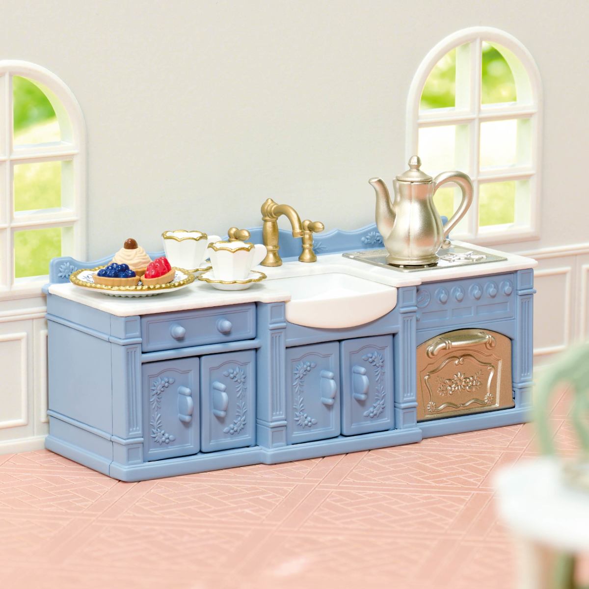 Riverside Roof Dining Collection - Manor Room Elegant Red - Image 6