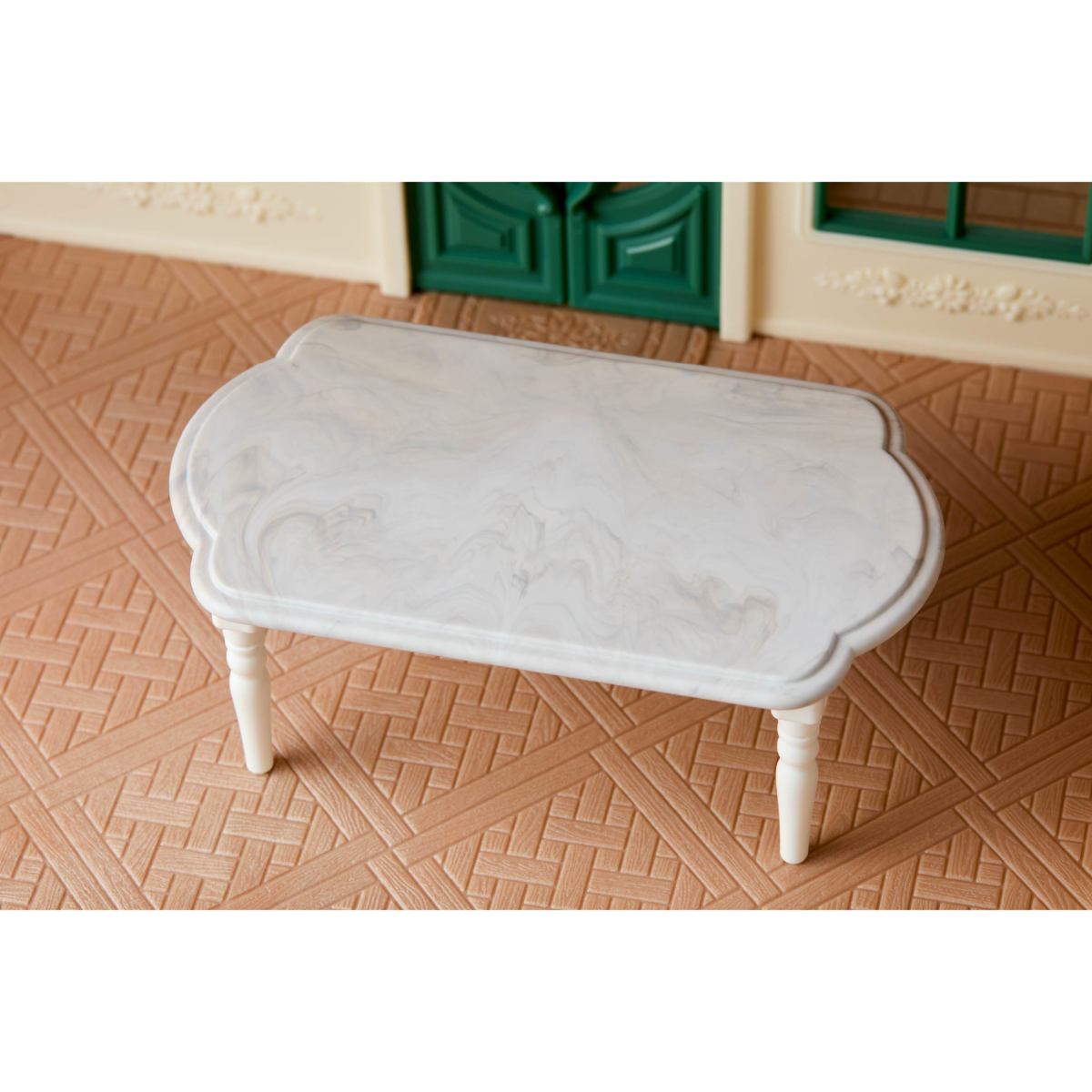 Riverside Roof Dining Collection - Manor Room Elegant Red - Image 9