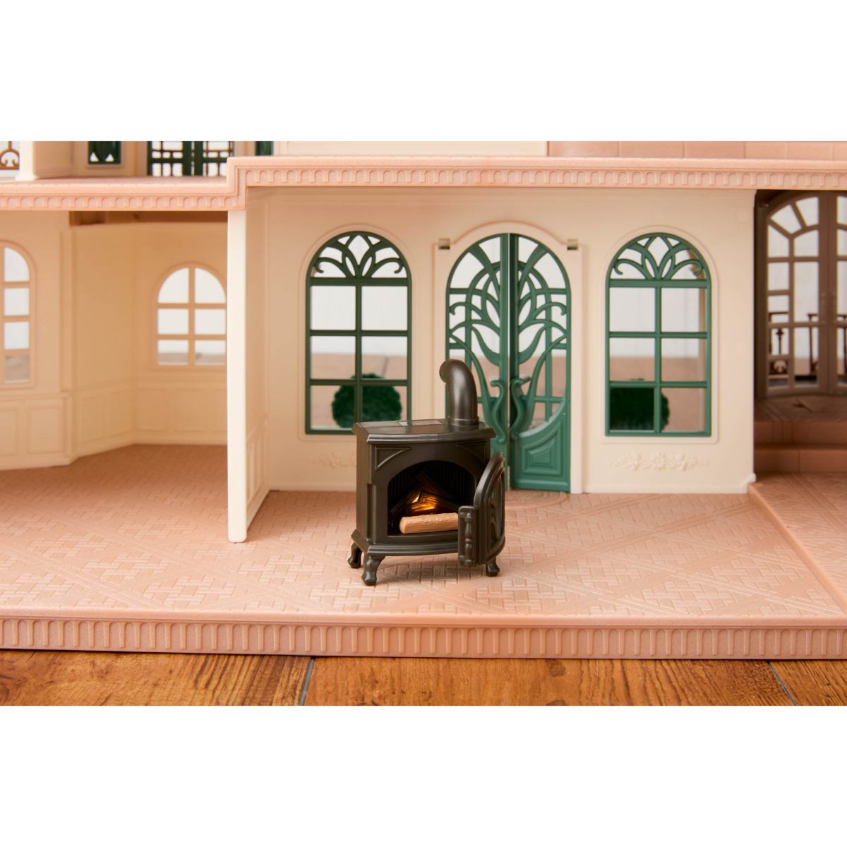 Riverside Roof Dining Collection - Manor Room Elegant Red - Image 13