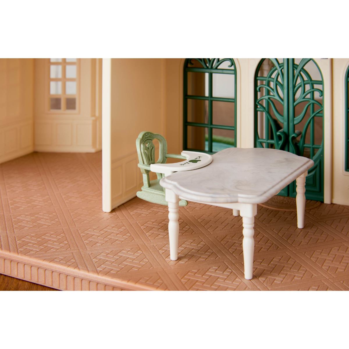 Riverside Roof Dining Collection - Manor Room Elegant Red - Image 14